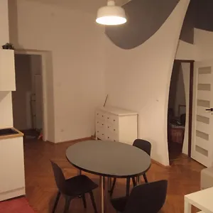 apartament-batorego-krakow.krakowhotelspoland.com/